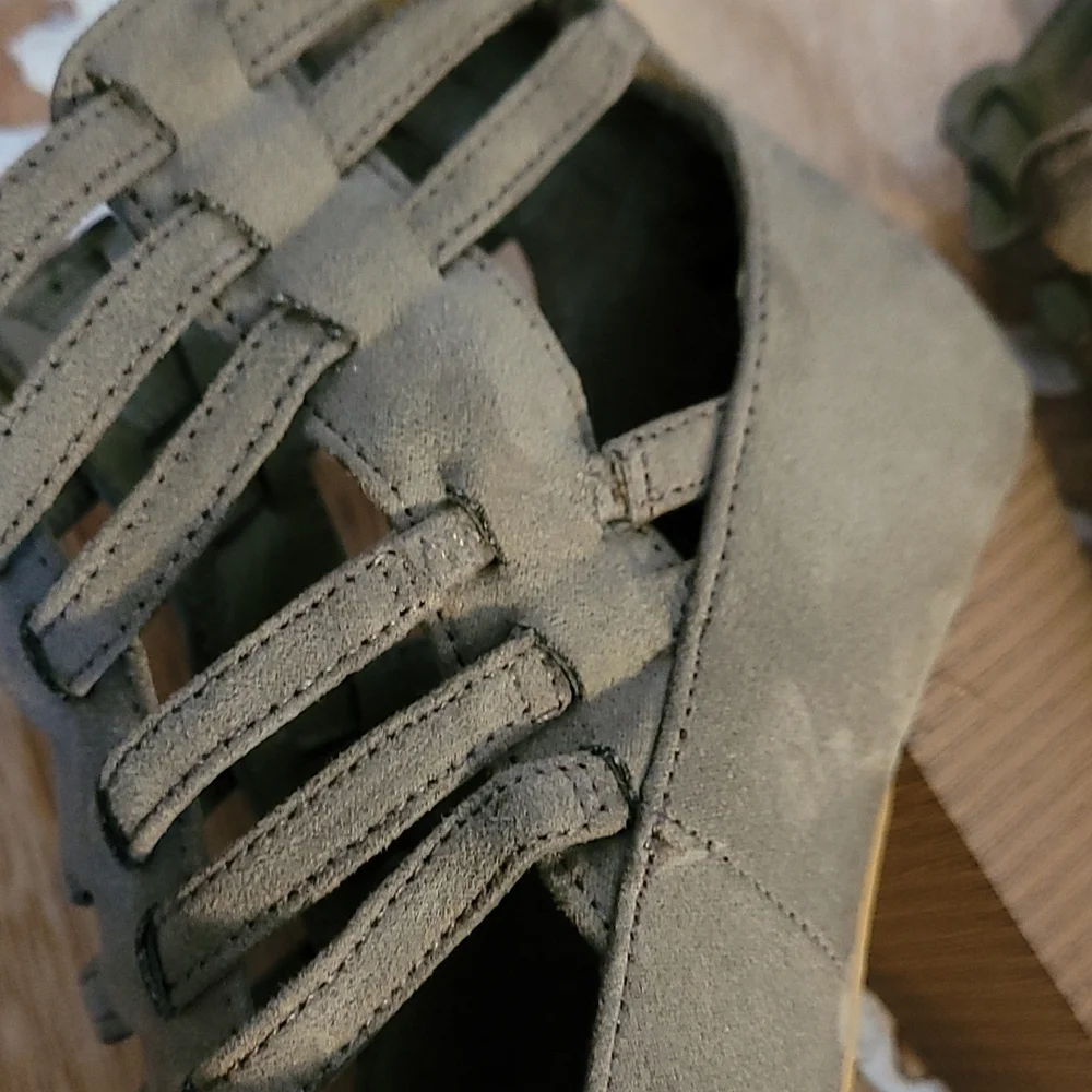 G by Guess Gladiator Stlye Peep-toe Suede Shoes w/Stacked Heel - Taupe - Picture 12 of 12